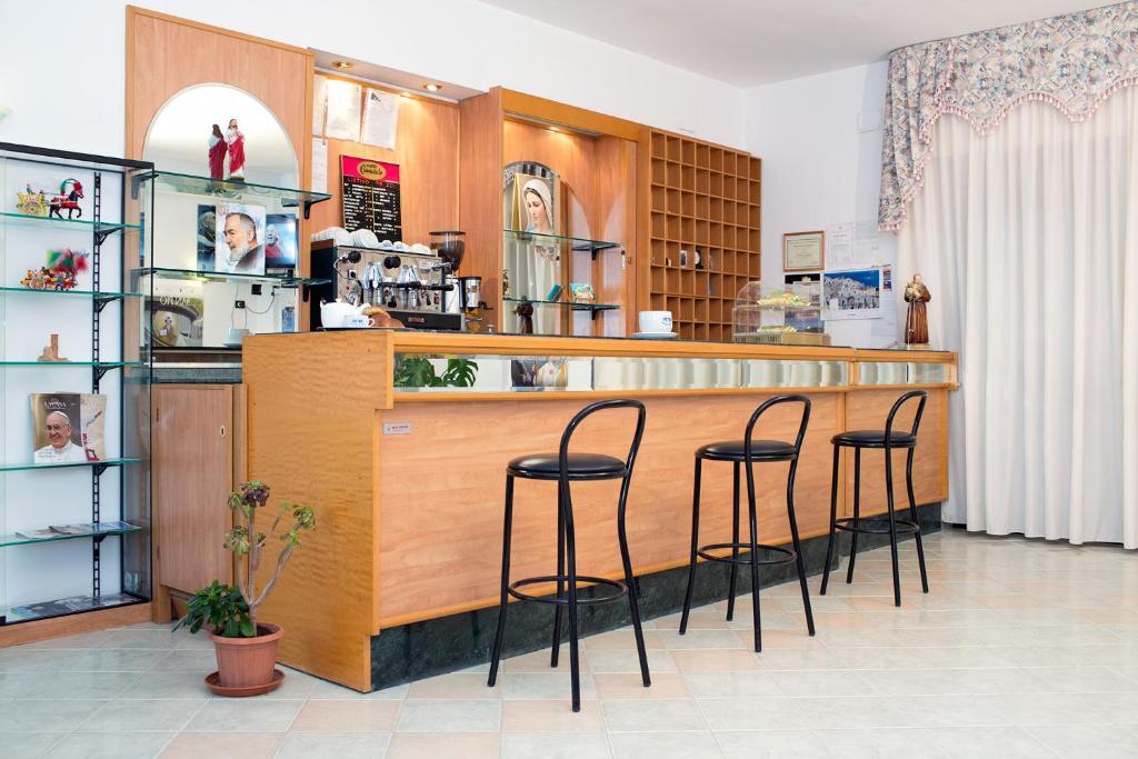 Albergo Villa Marchese San Giovanni Rotondo Esterno foto