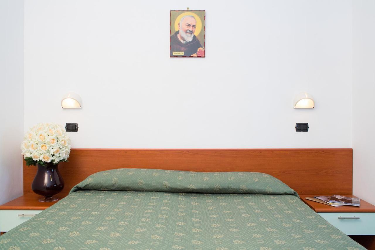 Albergo Villa Marchese San Giovanni Rotondo Esterno foto